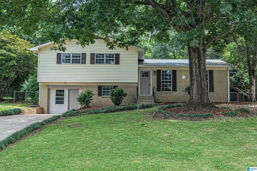 525 OVERHILL DRIVE, Pelham, AL 35124