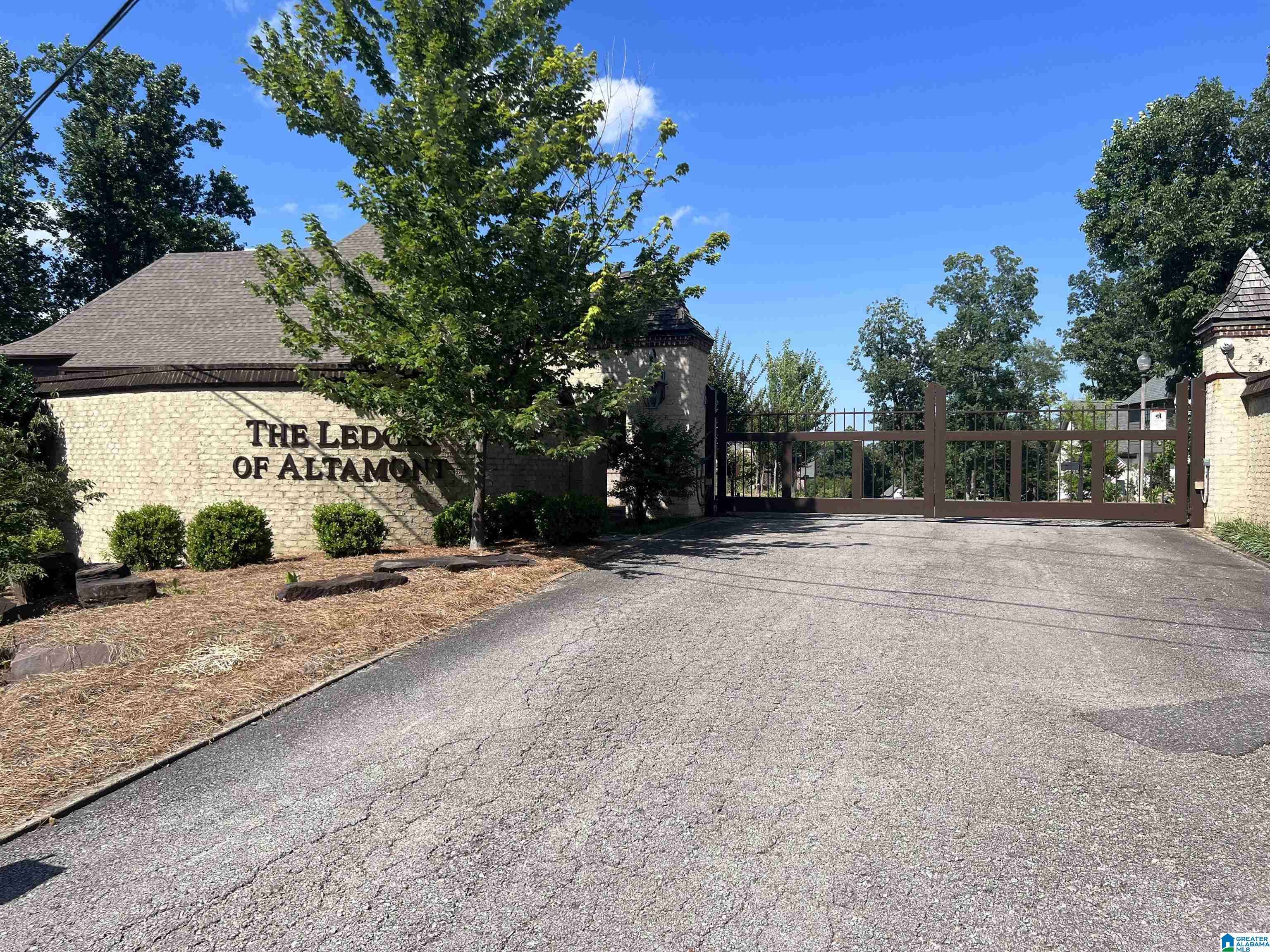 5017 S ALTAMONT ROAD #8,  Birmingham,  AL 35222