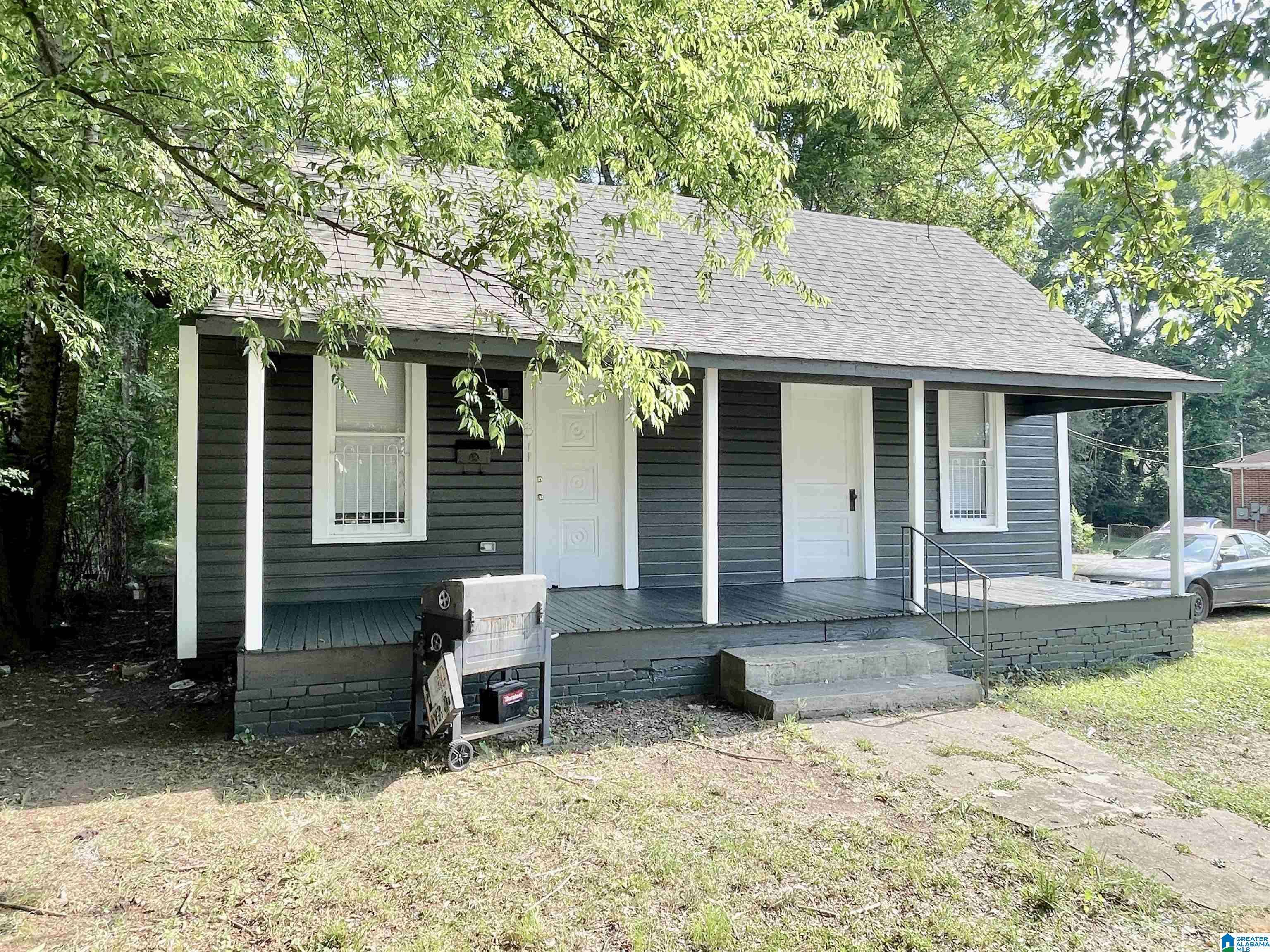 424 GLADYS STREET, Bessemer, AL 35020