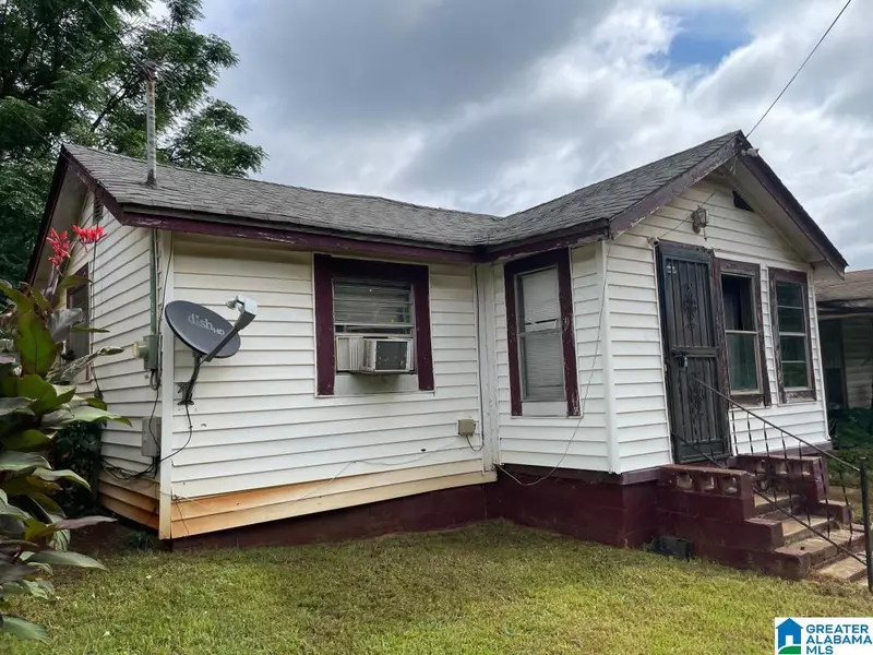 4412 CARVER AVENUE SW, Birmingham, AL 35221