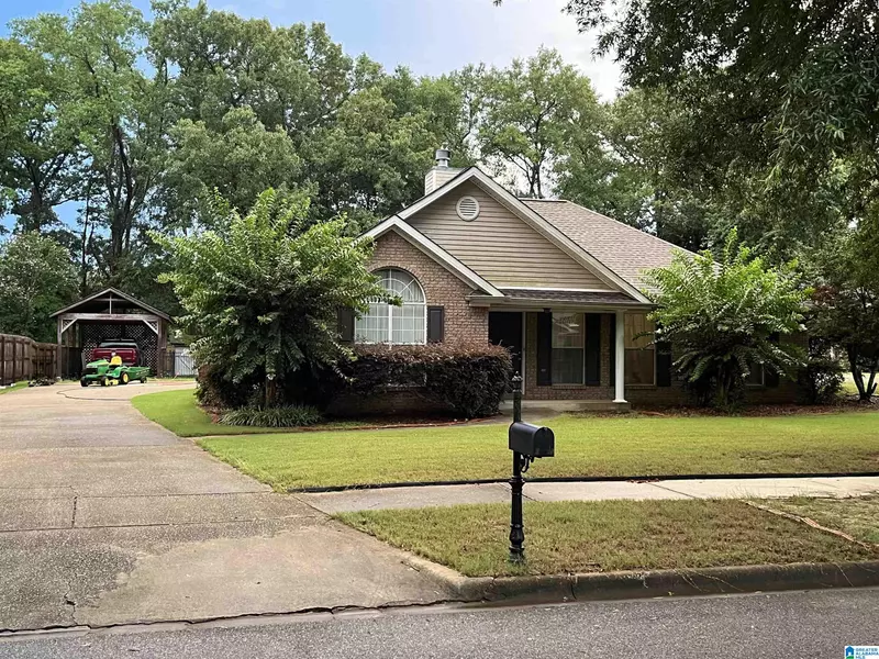 216 SILVERSTONE LANE, Alabaster, AL 35007