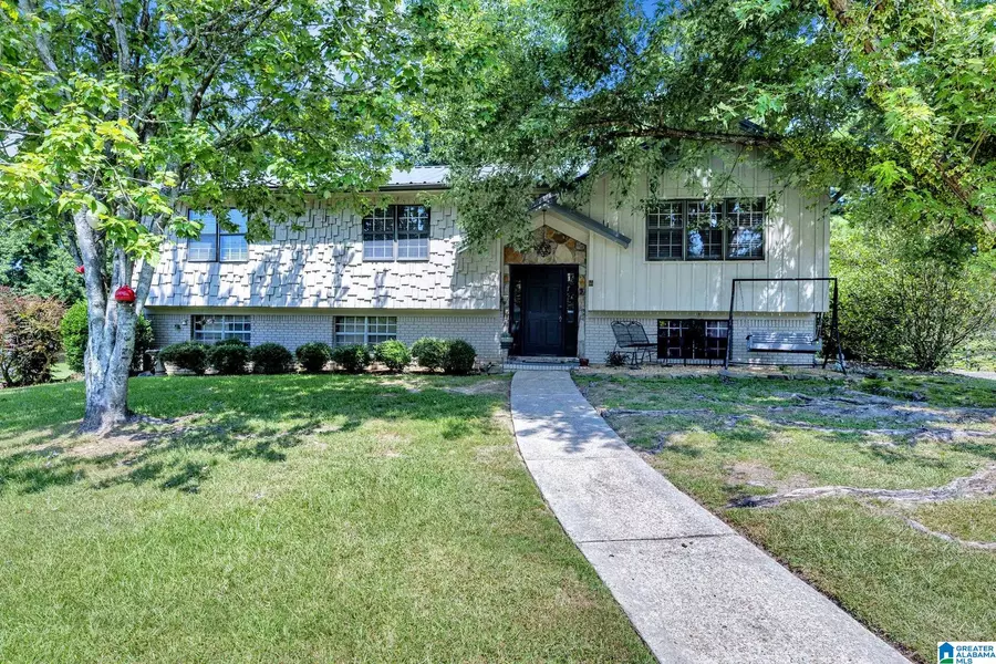 7518 CRESVIEW LANE, Dora, AL 35062