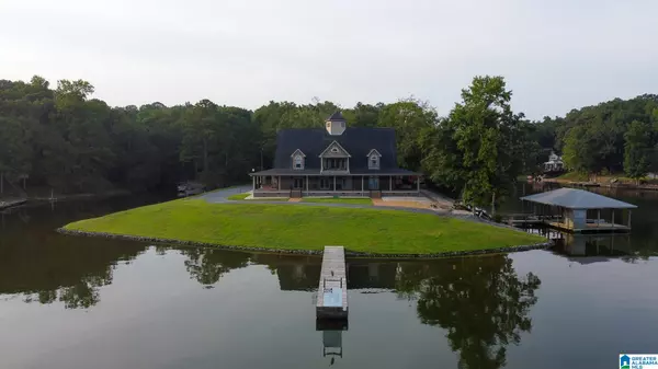 Talladega, AL 35160,305 KRADLE KOVE