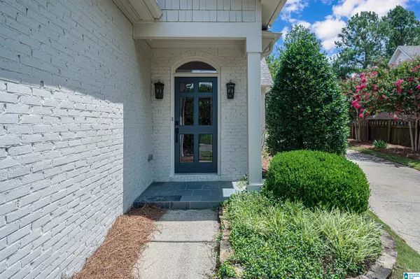 Vestavia Hills, AL 35242,529 ALSTON PARK DRIVE