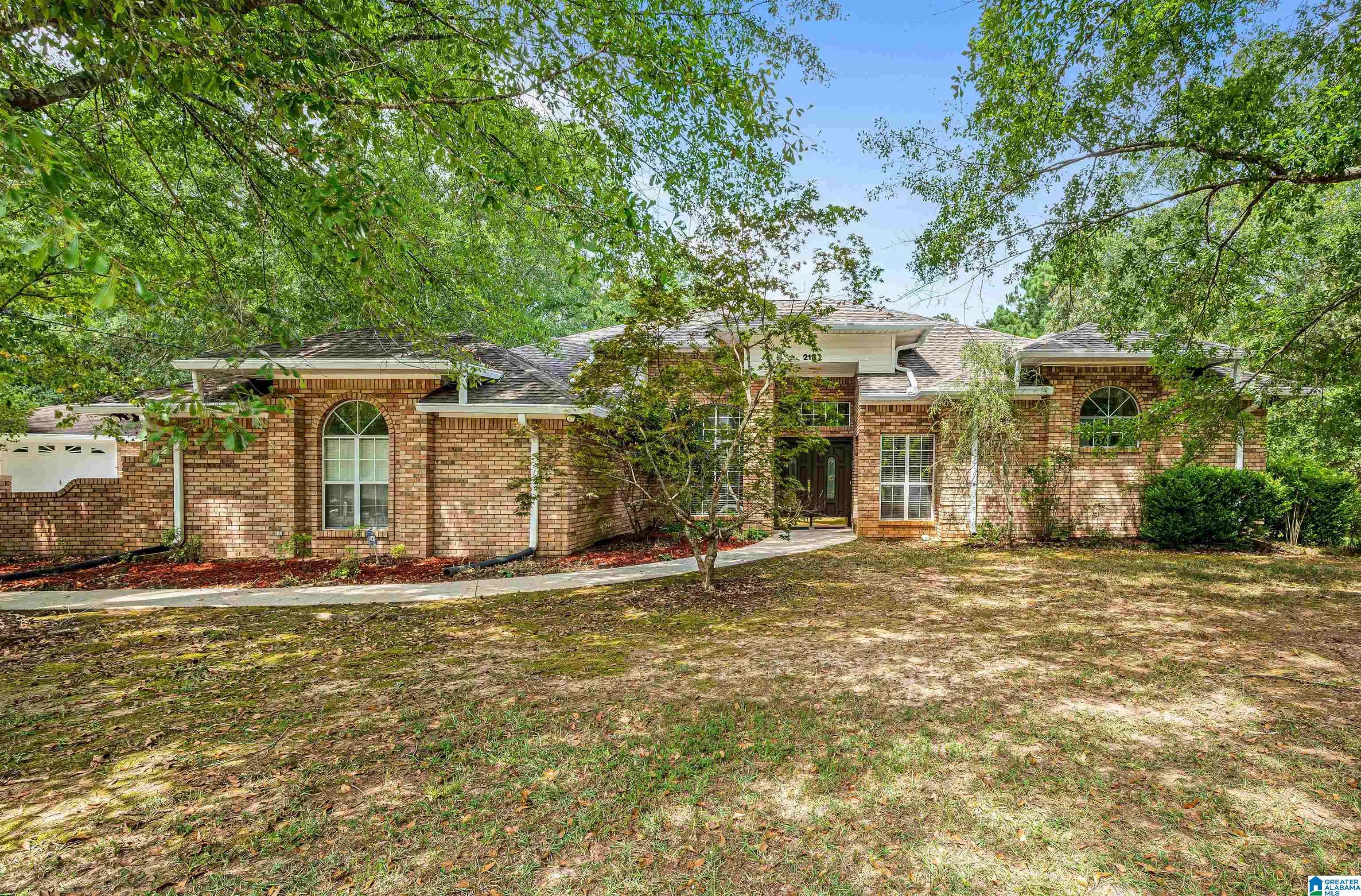 Pell City, AL 35128,215 MAPLEWOOD CIRCLE