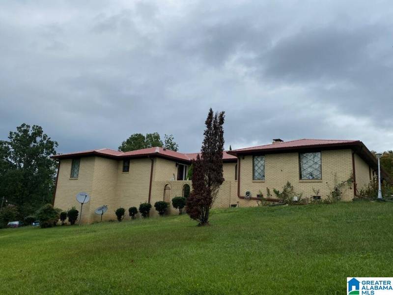 819 CREEK TRAIL, Anniston, AL 36206