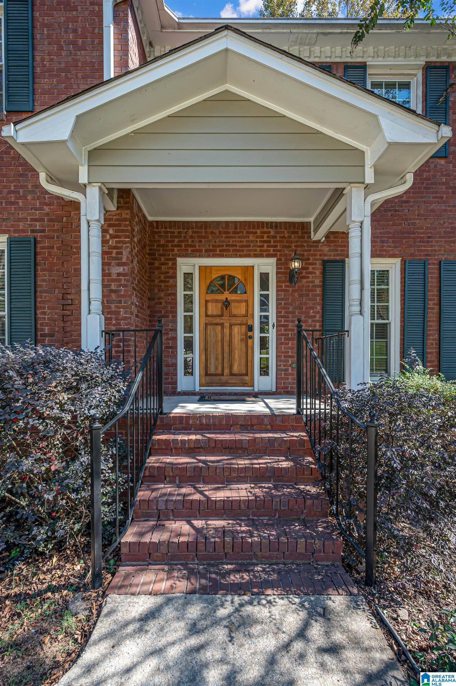 Hoover, AL 35226,846 CREST COVE