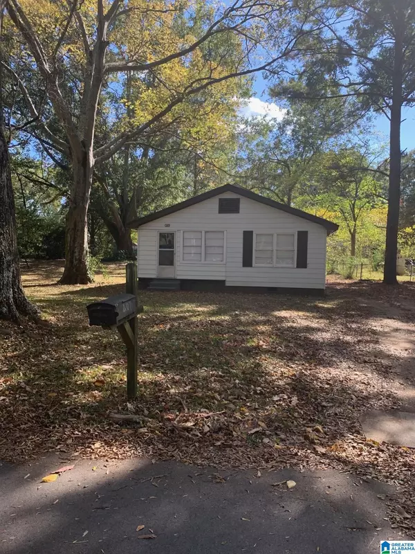 207 GWIN AVENUE,  Bessemer,  AL 35023