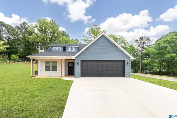 14 JANIE TRACE, Oxford, AL 36203