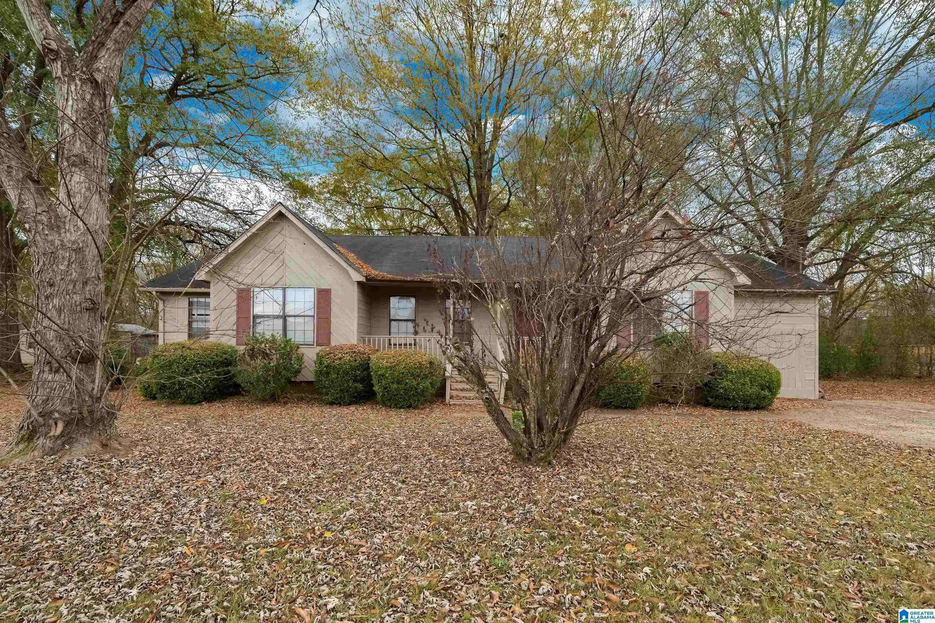 126 WILLOWBROOK DRIVE, Bessemer, AL 35022