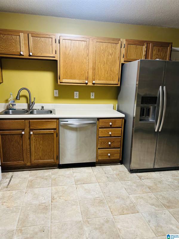 Bessemer, AL 35022,120 WILLOWBROOK DRIVE