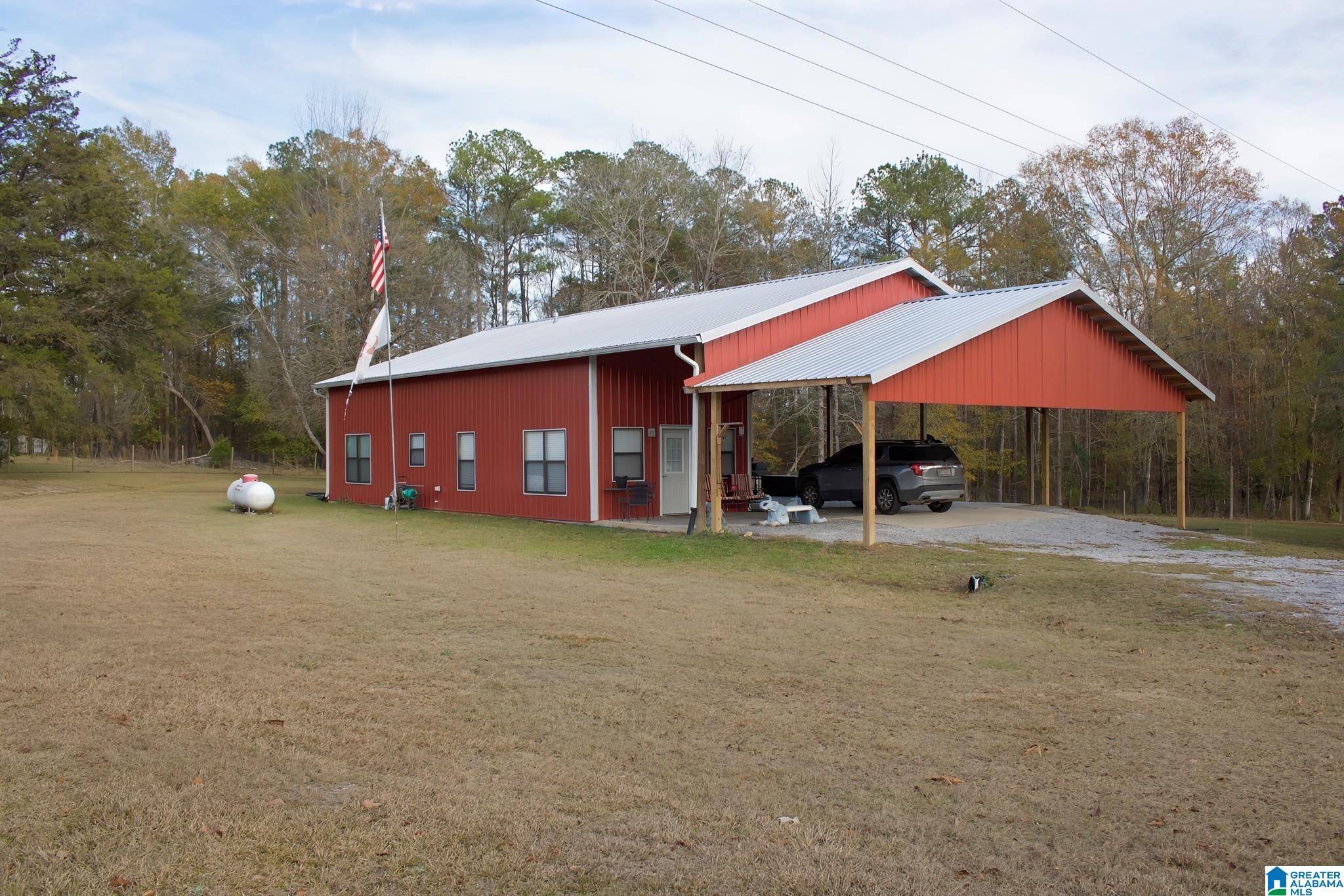 300 COUNTY ROAD 303, Lawley, AL 36793