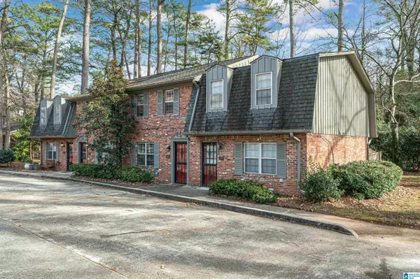 3939 MONTCLAIR ROAD #3939, Mountain Brook, AL 35213