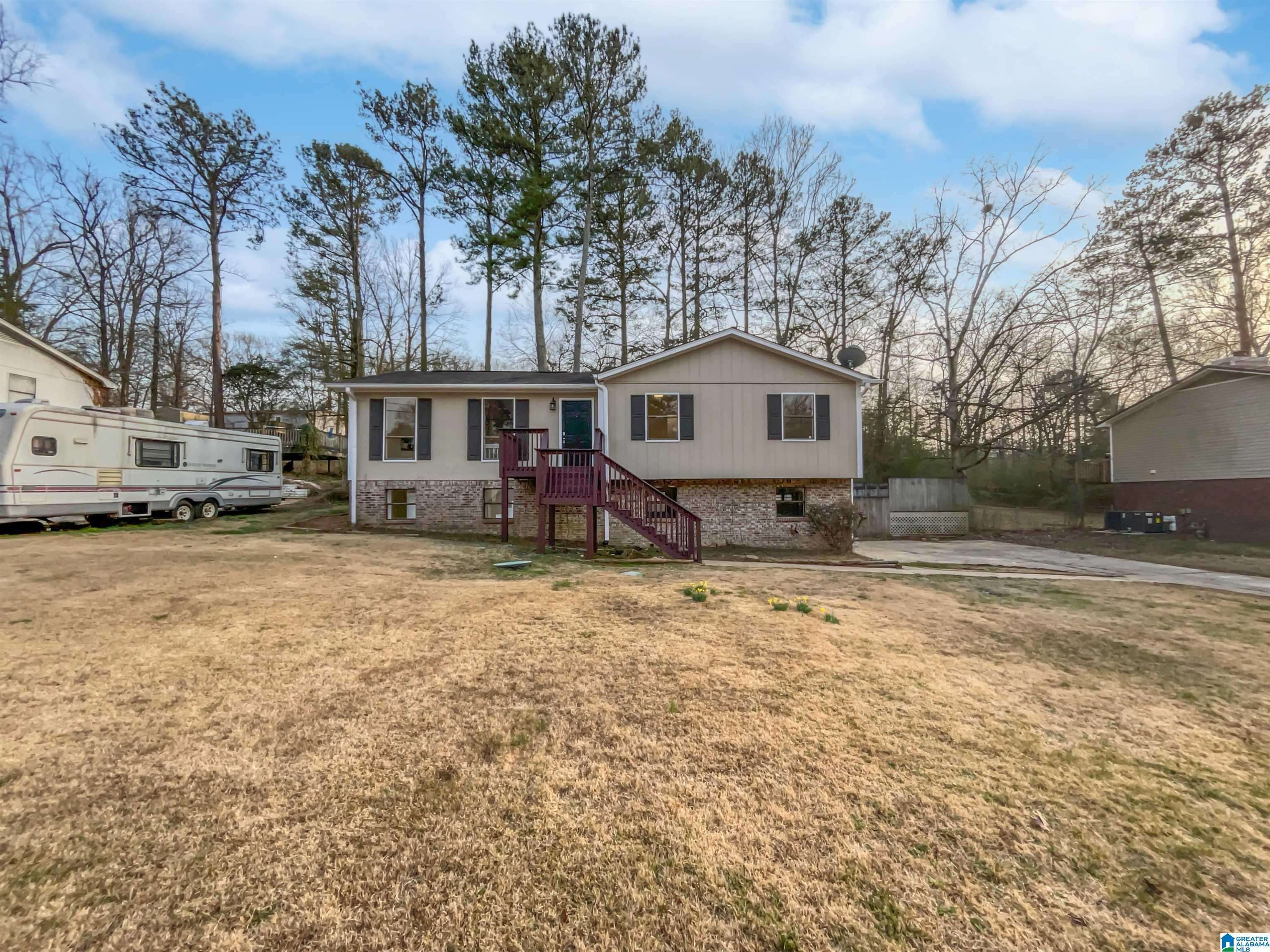 1314 GARY ALAN TRACE, Moody, AL 35004