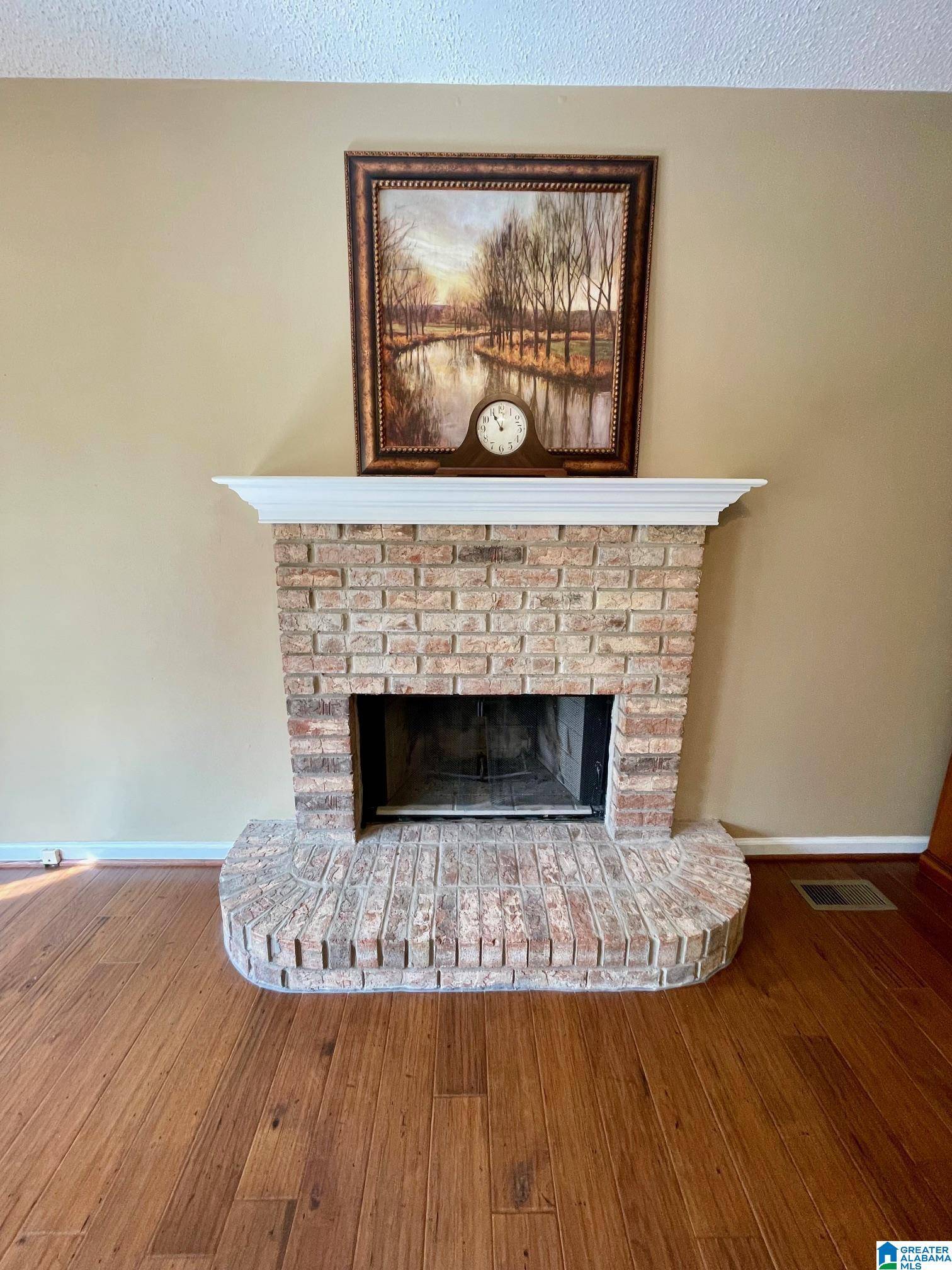 Trussville, AL 35173,6802 CHARLES DRIVE
