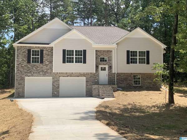 55 CHESTNUT CIRCLE,  Warrior,  AL 35180