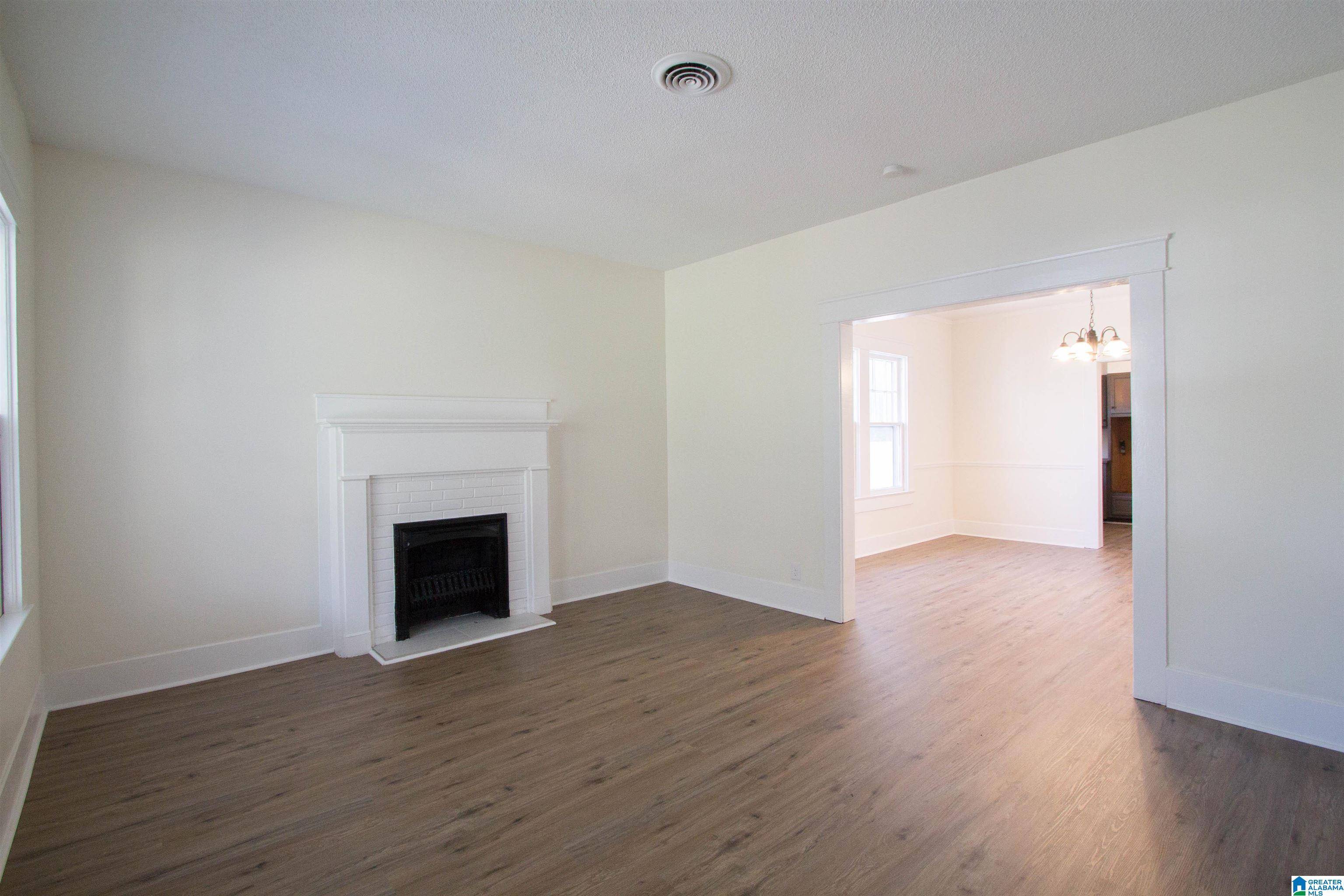 Hueytown, AL 35023,163 21ST STREET