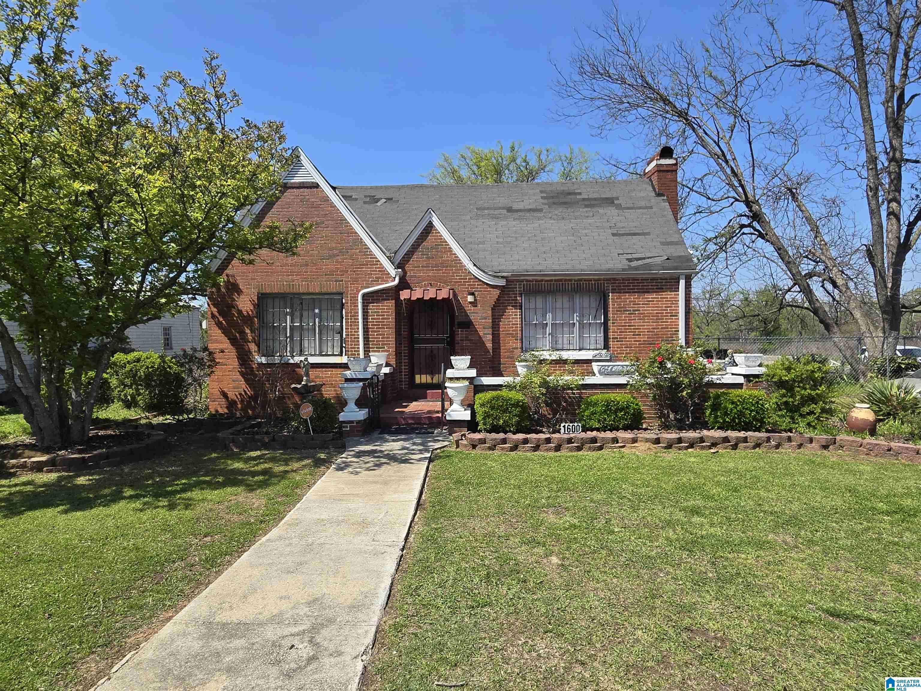 1600 WOODLAND AVENUE SW, Birmingham, AL 35211