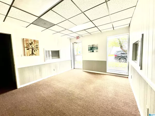 Anniston, AL 36201,20 W 14TH STREET