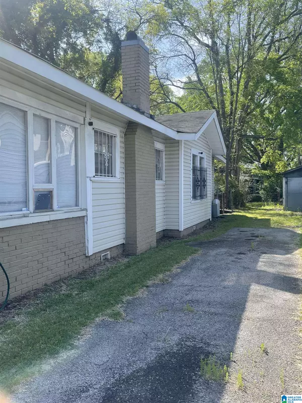 Birmingham, AL 35234,3631 15TH AVENUE