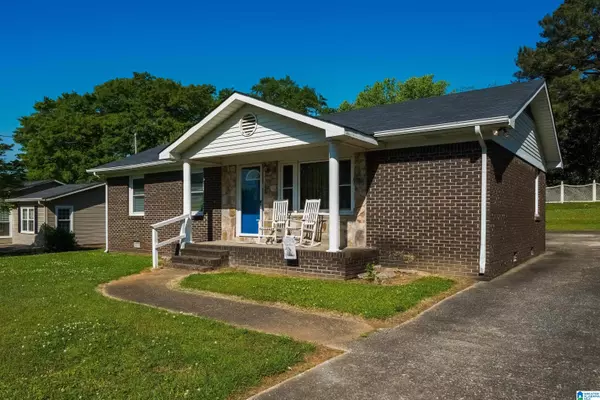 Oneonta, AL 35121,1112 LINCOLN AVENUE