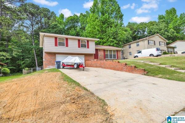 616 BASSWOOD DRIVE,  Adamsville,  AL 35005