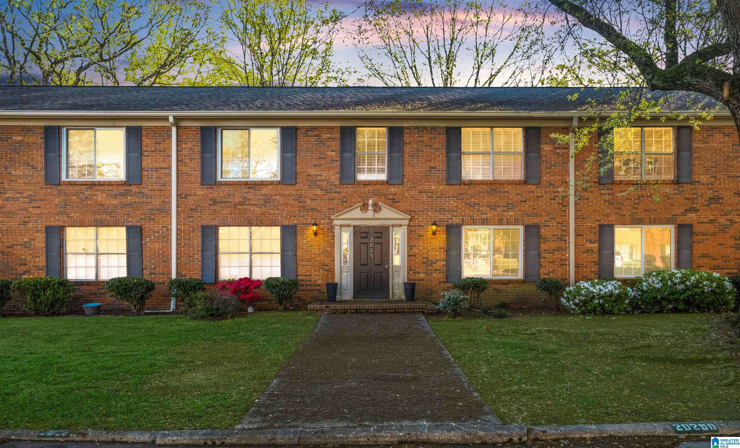 2029 MONTREAT PARKWAY #D, Vestavia Hills, AL 35216