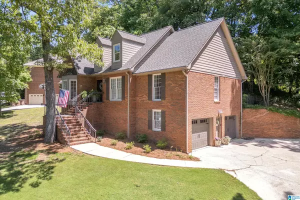 Vestavia Hills, AL 35223,3411 RIVER TERRACE DRIVE