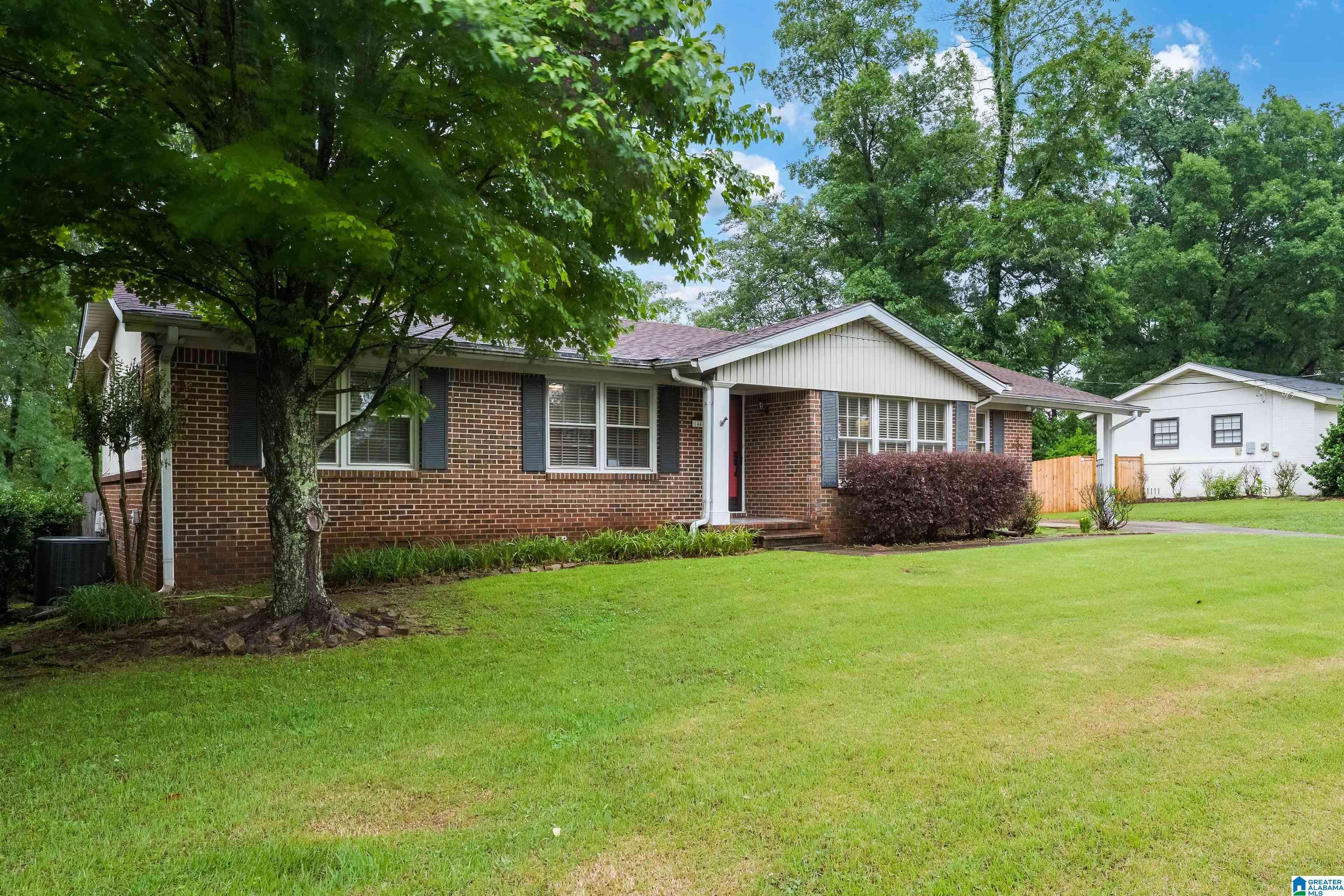 Vestavia Hills, AL 35226,1444 LINDA VISTA DRIVE