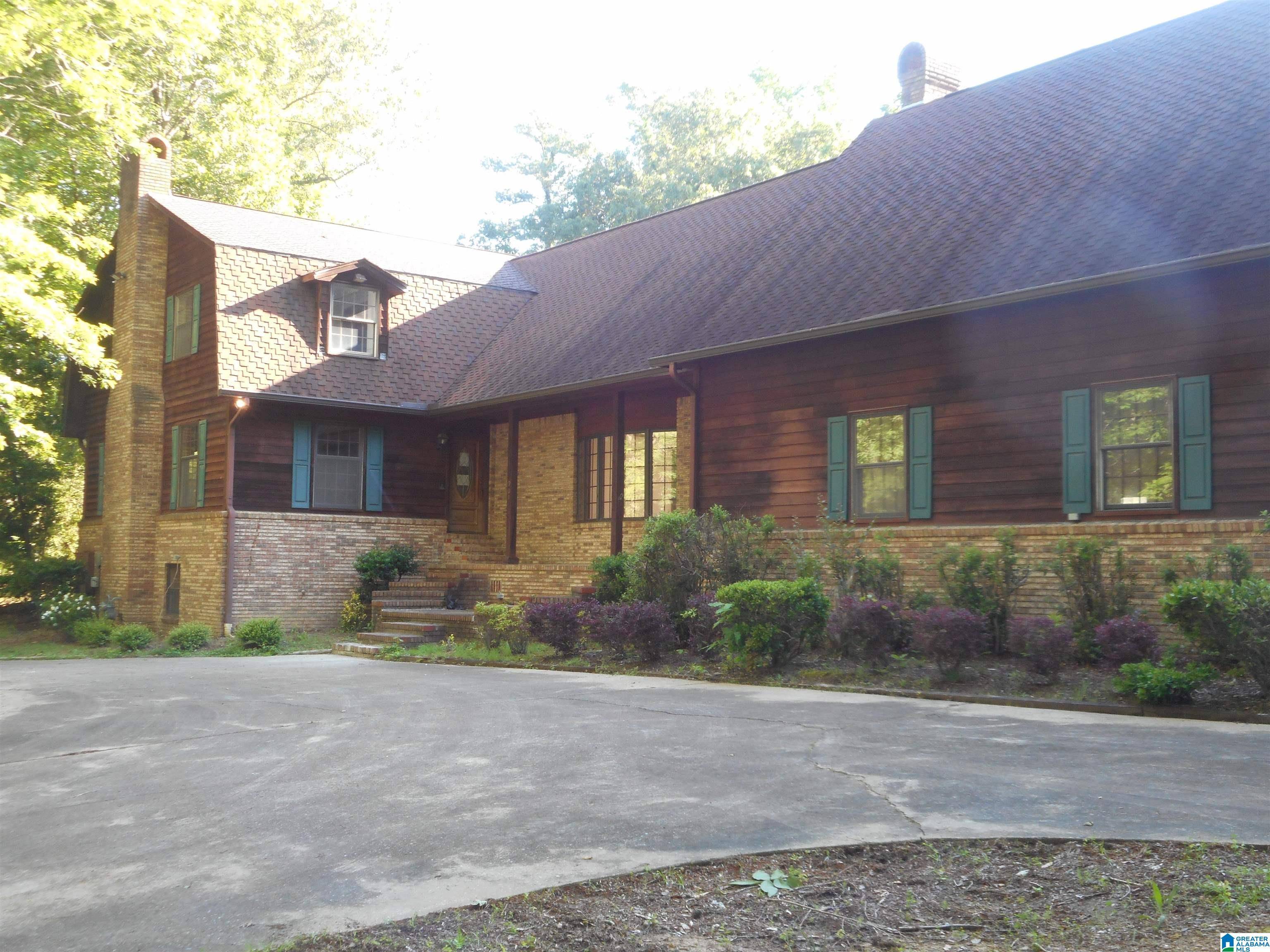 901 OLD WOOD LANE, Jasper, AL 35504