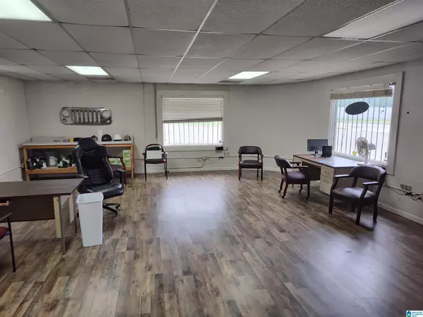 Lincoln, AL 35096,47851 HIGHWAY 78 #4