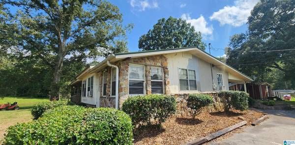4204 COUNTY ROAD 29, Oneonta, AL 35121
