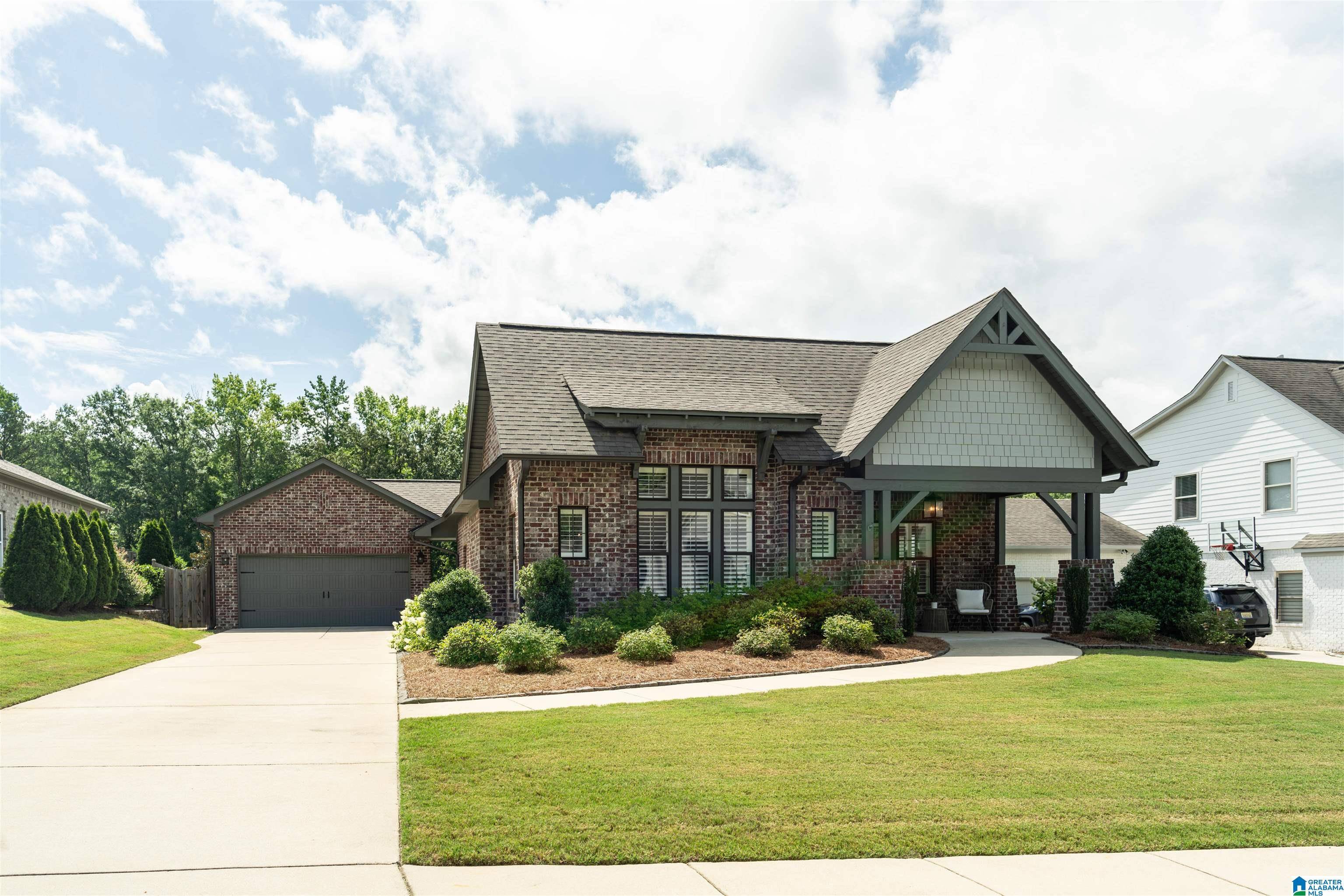 108 KEENELAND GREEN, Pelham, AL 35124
