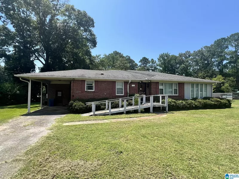 1101 HAMRIC DRIVE W, Oxford, AL 36203