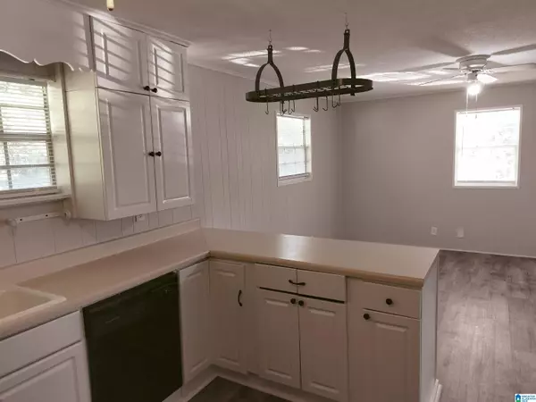 Gardendale, AL 35071,291 GLENN CHAPEL ROAD