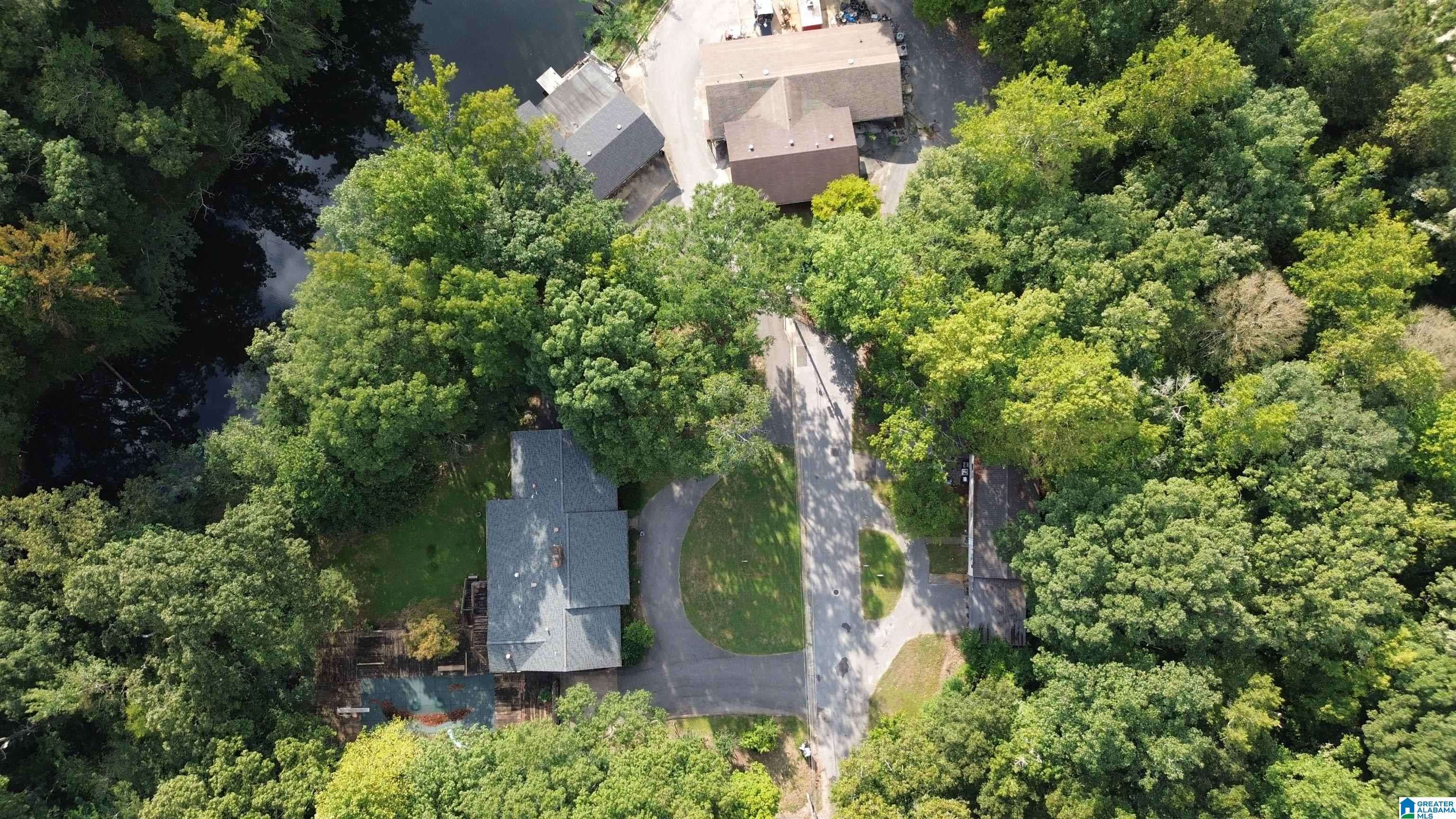 140 CHURCH AVENUE, Hueytown, AL 35023