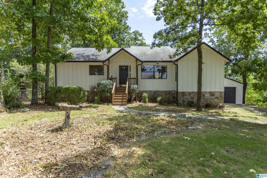 5527 SPANISH TRACE, Pinson, AL 35126