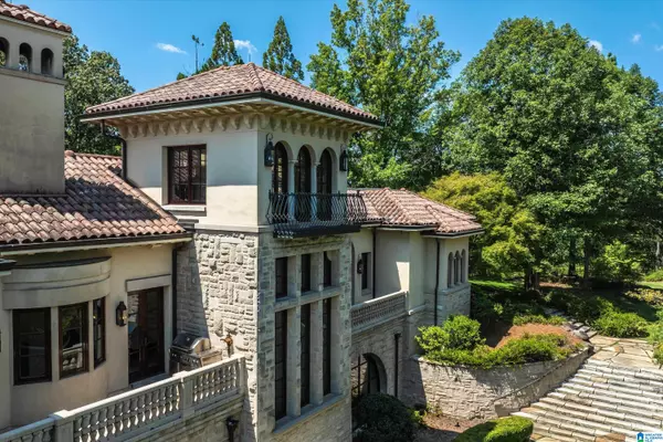 Vestavia Hills, AL 35242,7105 VALDERRAMA CIRCLE