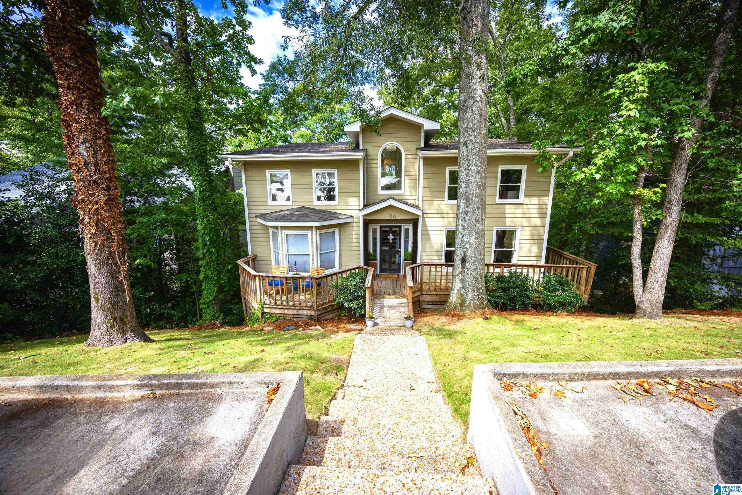 Homewood, AL 35209,106 CREST DRIVE