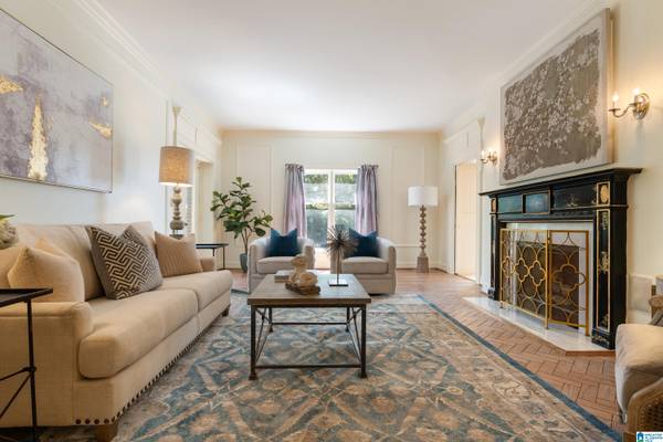 2716 HANOVER CIRCLE #200, Birmingham, AL 35205