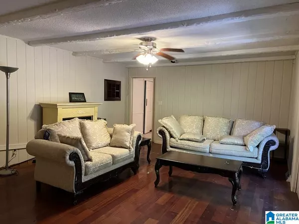 Birmingham, AL 35222,4804 LINCREST DRIVE