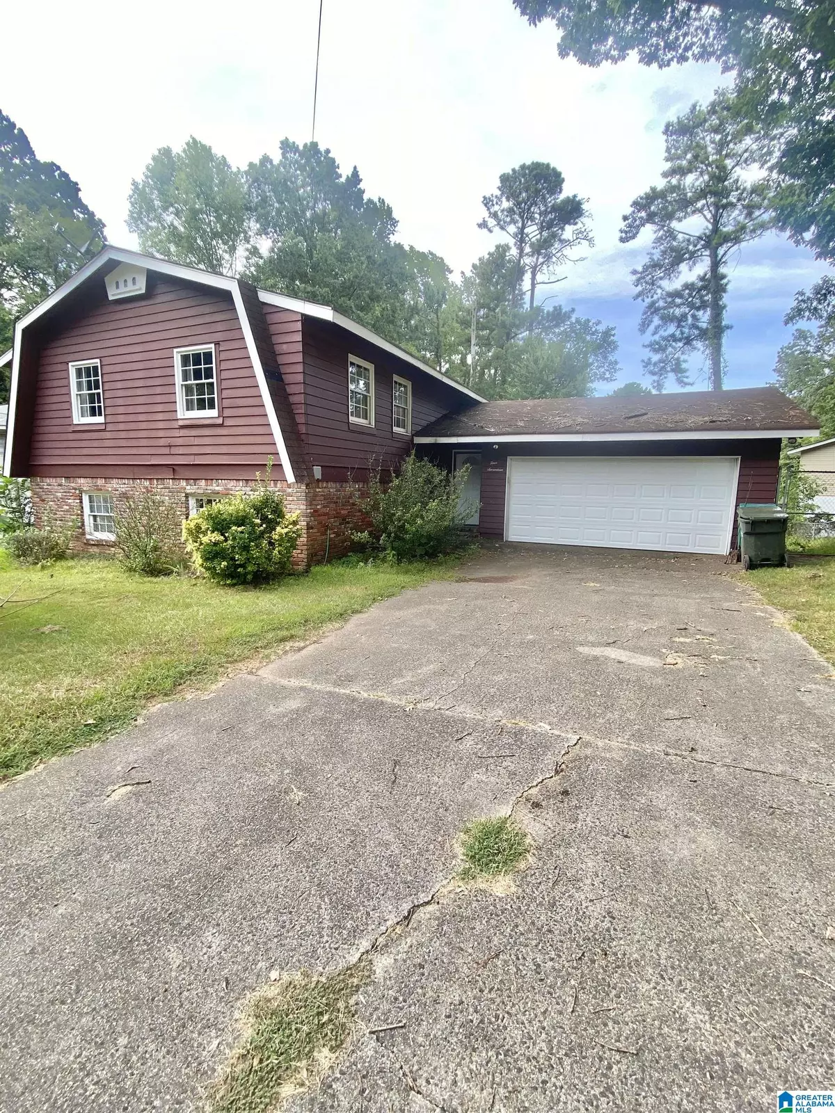 Center Point, AL 35215,417 ARGONNE DRIVE NE