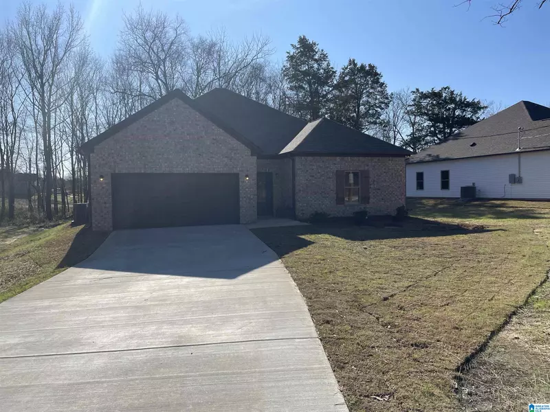 402 SOUTH PINE DRIVE, Jasper, AL 35504