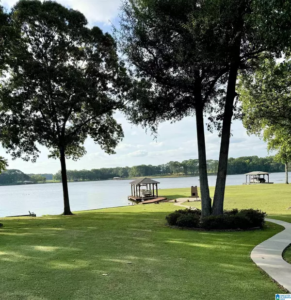 Sylacauga, AL 35151,370 JAKE DRIVE