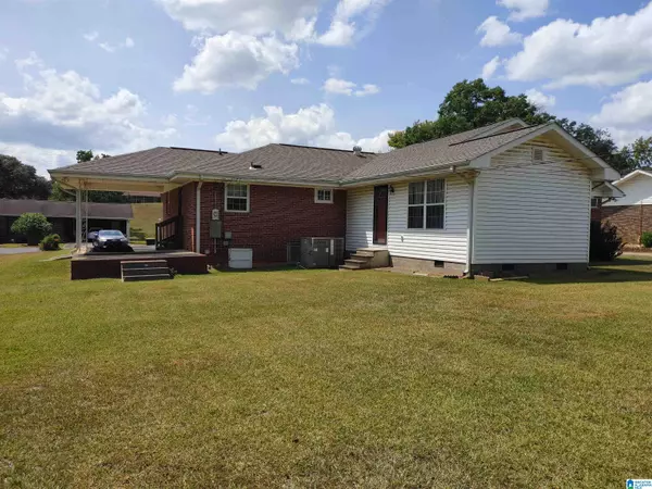Sylacauga, AL 35150,812 MAGNOLIA DRIVE