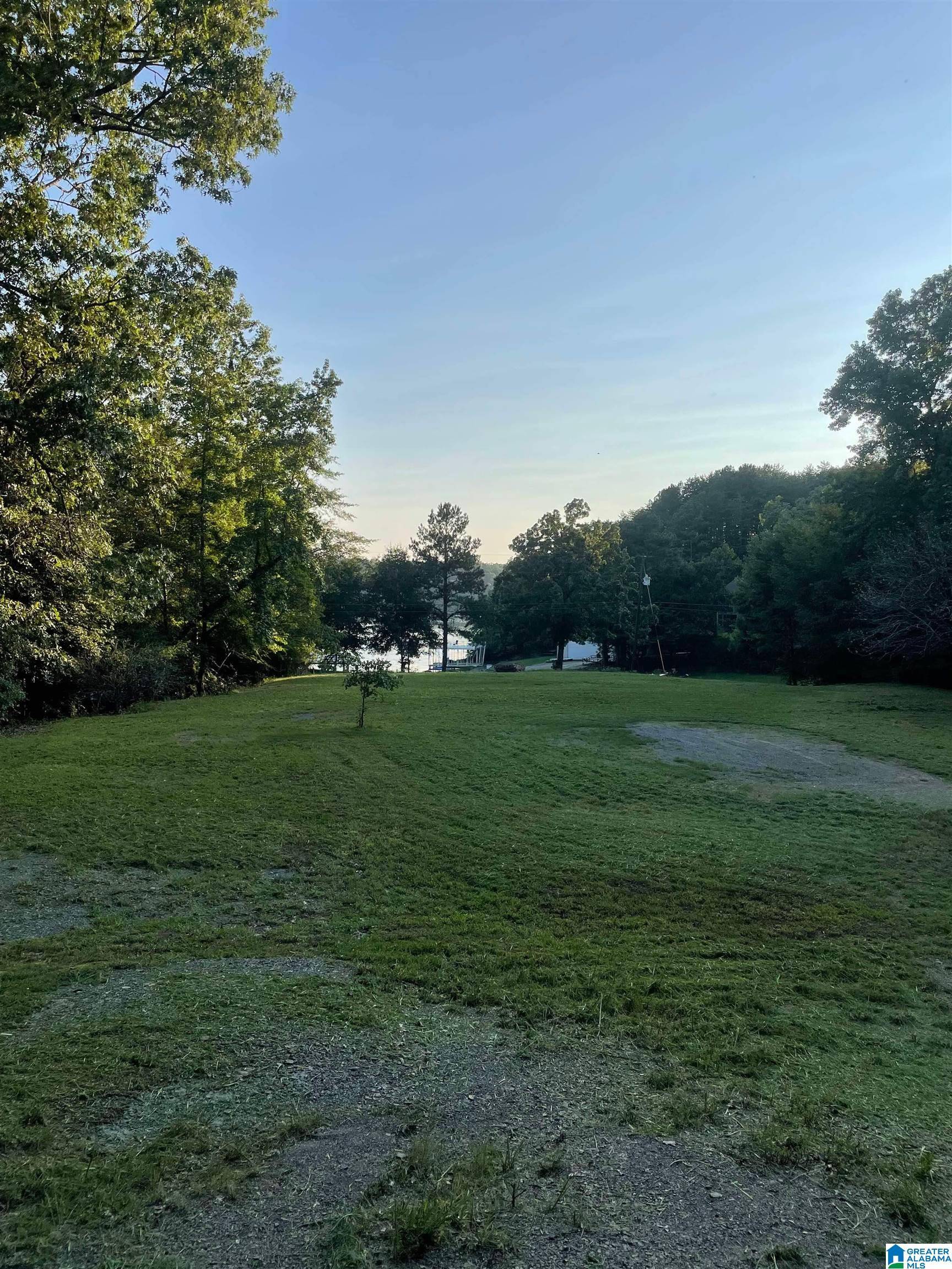 881 LAKESHORE LANE #11, Oneonta, AL 35121