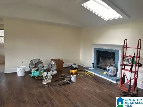 West Blocton, AL 35184,11086 HICKMAN CHAPEL ROAD