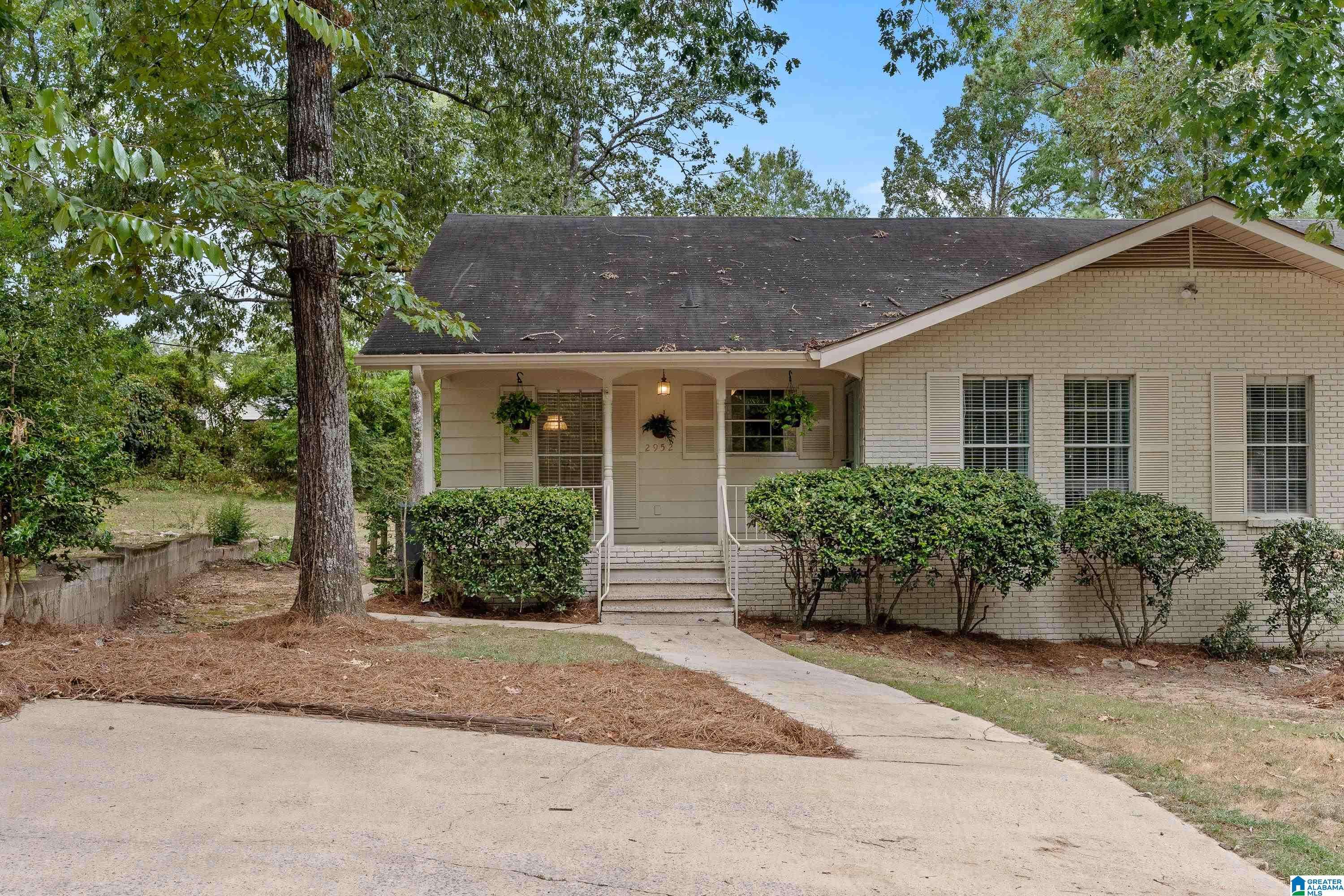 2952 DONITA DRIVE #2952, Vestavia Hills, AL 35243