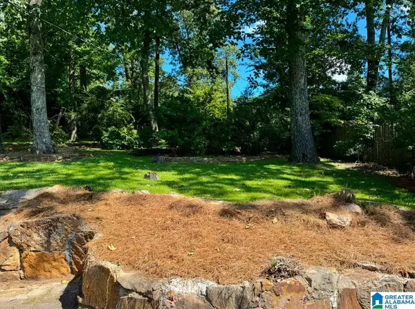 Vestavia Hills, AL 35216,1844 NOTTINGHAM DRIVE