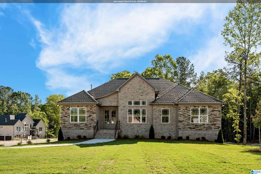 1121 GREY OAKS VALLEY, Pelham, AL 35124